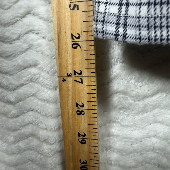 Hollister Gray Plaid Chinos - Picture 8 of 14